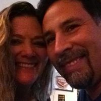 Debbie Hernandez Photo 10