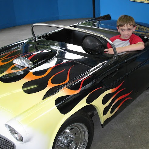 Russell Hurst Photo 8