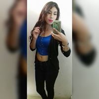 Elizabeth Valencia Photo 36