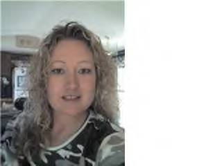 Stephanie Graham Photo 19