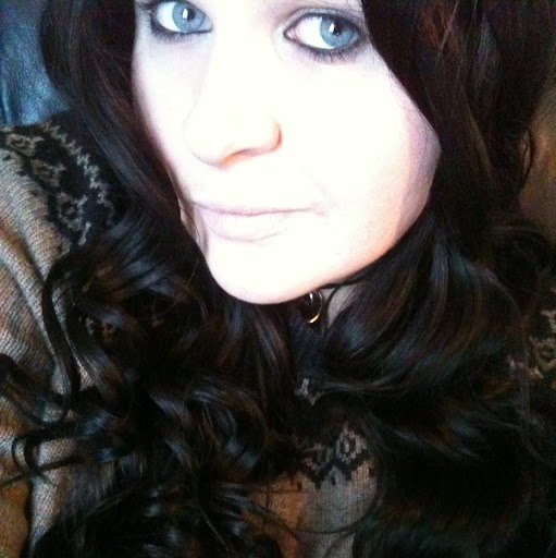 Samantha Evans Photo 39