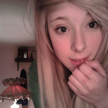 Victoria Hanson Photo 31