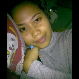 Julie Peralta Photo 5