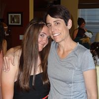 Julie March Photo 21