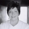 Elizabeth Milburn Photo 1