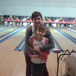 Lydia Howell Photo 13