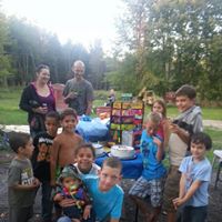 Laura Harper Photo 15