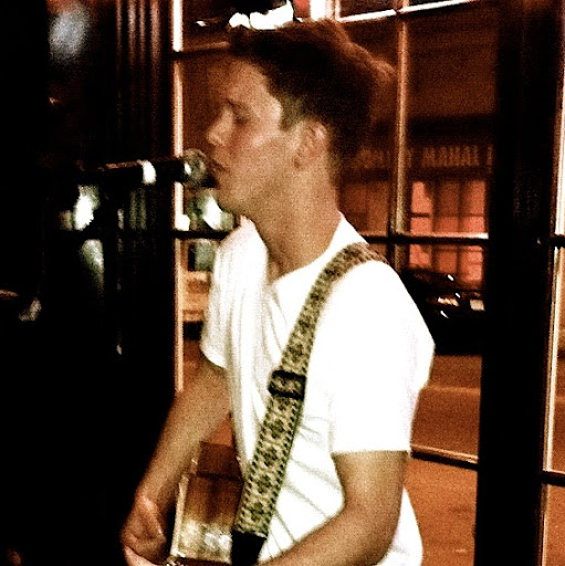 Stephen Devine Photo 15