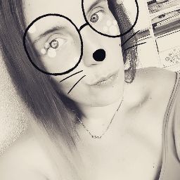 Julia Schmitz Photo 27