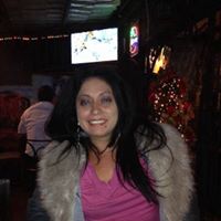 Katiria Castro Photo 6