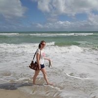 Jillian Swanson Photo 16