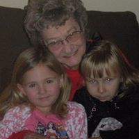 Katherine Douglas Photo 27