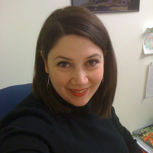Elizabeth March Photo 6
