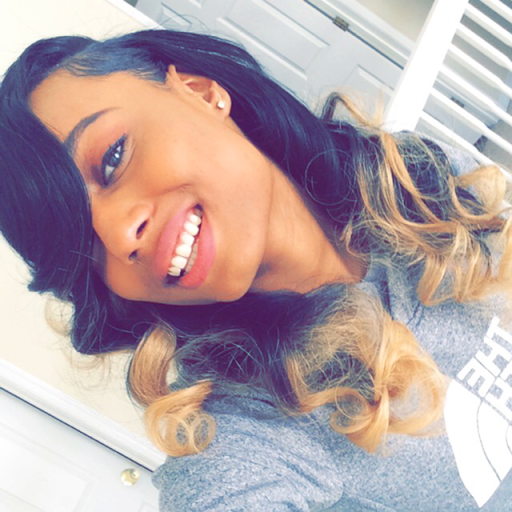 Erika Thomas Photo 38