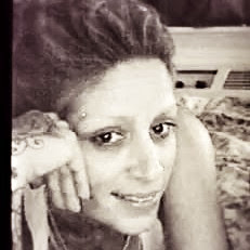 Julie Vasquez Photo 3