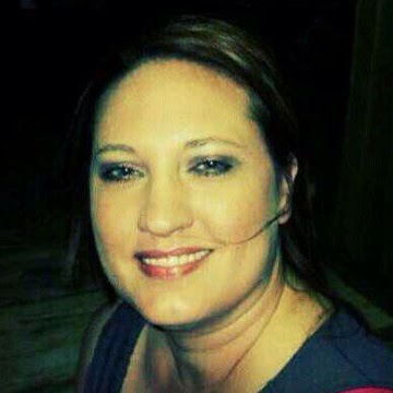 Jennifer Hayes Photo 45