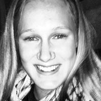 Elizabeth Crouch Photo 19