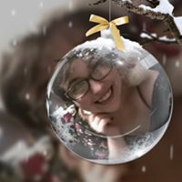 Samantha Brewster Photo 24