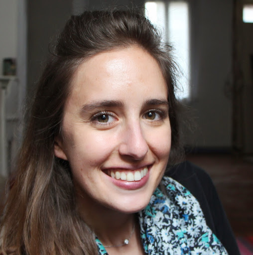 Caroline Stevenson Photo 28