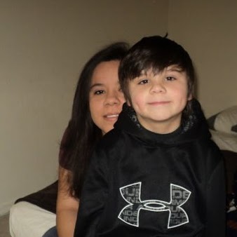 Veronica Adams Photo 20