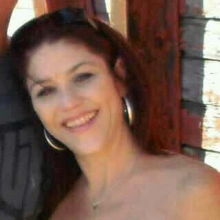 Stephanie Stratton Photo 13