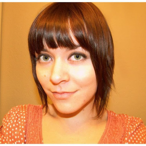 Emily Lewis Photo 18