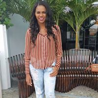 Danielle Robinson Photo 26