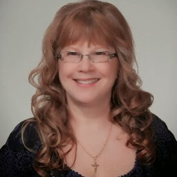 Vicki Schultz Photo 20