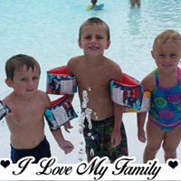 Rebecca Seevers Photo 7