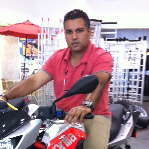 Fausto Torres Photo 11