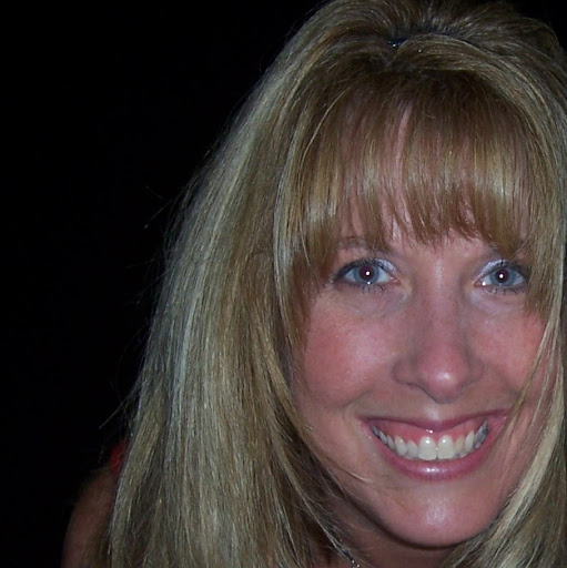 Stephanie Dougherty Photo 8