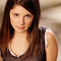 Katherine Archer Photo 13
