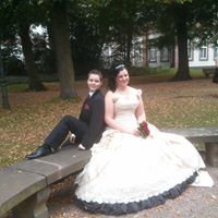 Laura Richter Photo 7