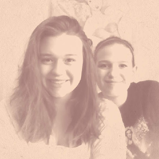 Claire Devine Photo 7
