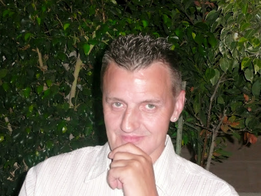 Robert Turnbull Photo 47