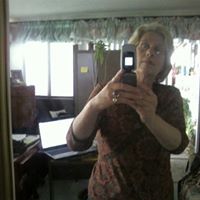 Elizabeth Curley Photo 36