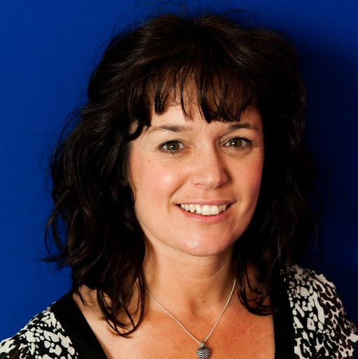 Samantha Craig Photo 13