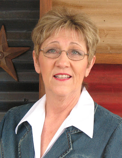 Pamela Sparks Photo 35