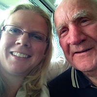 Louise Sharp Photo 19