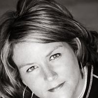 Stephanie Johnston Photo 52