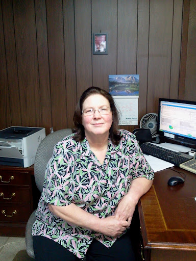 Deanna Larson Photo 24