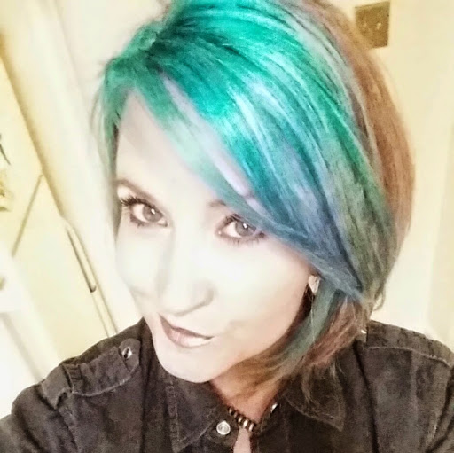 Lynn Bowman Photo 31