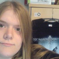 Victoria Peters Photo 24