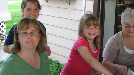 Brenda Black Photo 26