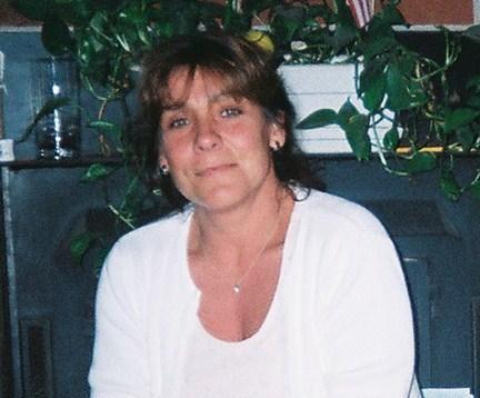 Julie Ryan Photo 26