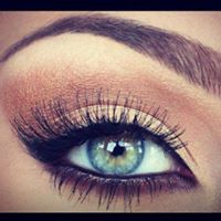 Maxine Whittaker Photo 7