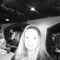 Julie Dumas Photo 15