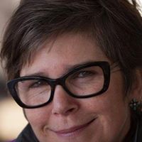 Julia Horne Photo 20