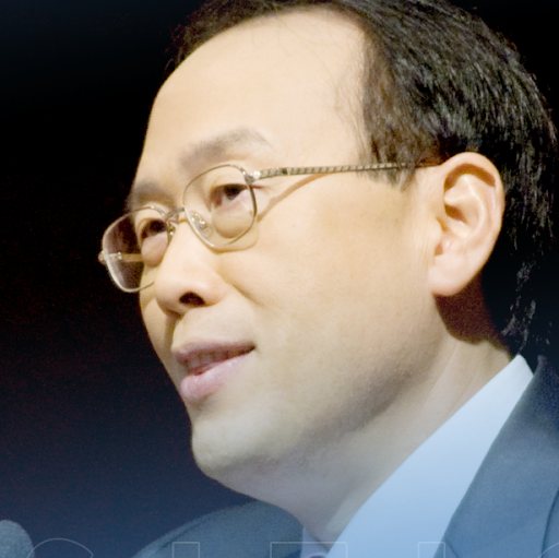 Young Ahn Photo 38