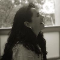 Elena Miller Photo 13